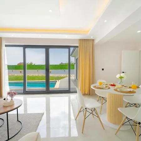 Villa Libertas